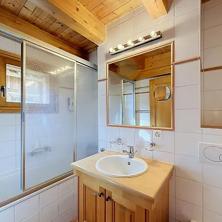 Boissiere 130 Magnificent 3 Bedrooms In A Quiet Neighborhood Apartment *